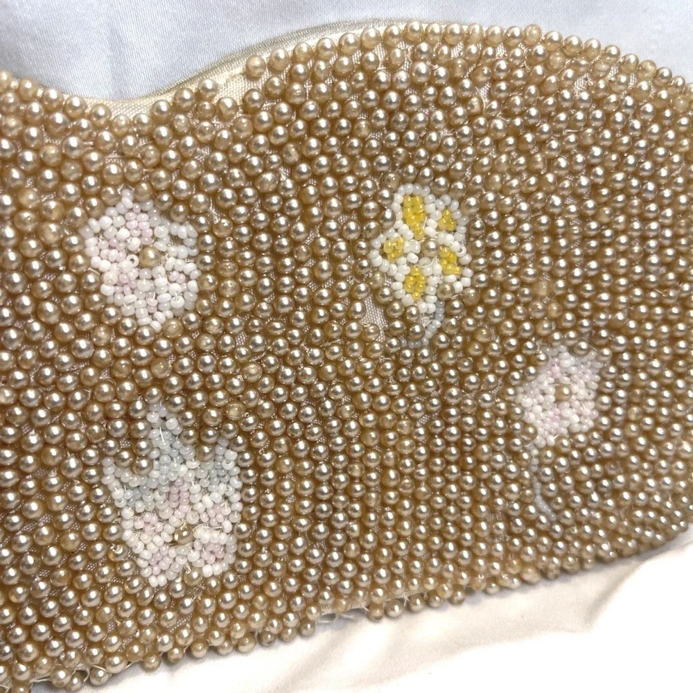 Vintage Faux Pearl Beaded Clutch Purse‎ Flower Zip Top Champagne Beige Bridal